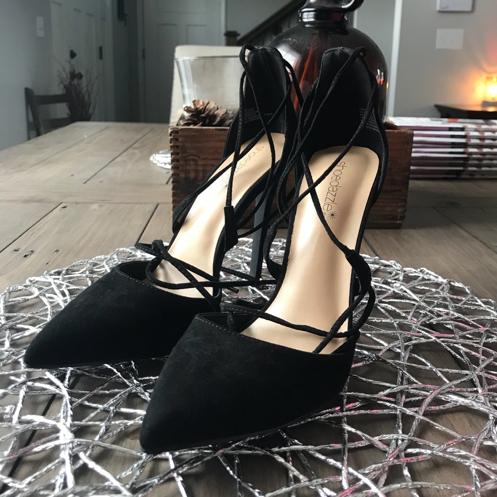 Lace ankle, suede,black pointed toe heel Sz9